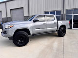 Used 2019 Toyota Tacoma TRD Sport image 2