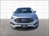 Used 2023 Ford Edge Titanium image 3