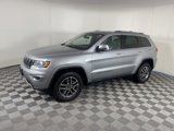 Used 2020 Jeep Grand Cherokee Limited w/ Luxury Group II image 2