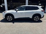Used 2021 Nissan Rogue SV image 2