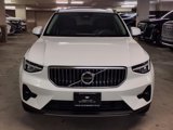 Used 2025 Volvo XC40 B5 Plus image 2
