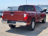 Used 2017 Nissan Titan SV image 6