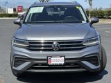 Used 2022 Volkswagen Tiguan SE image 2