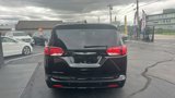 Used 2019 Chrysler Pacifica L image 6