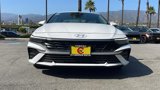 Certified 2025 Hyundai Elantra SE image 4