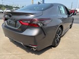 Used 2024 Toyota Camry SE image 5