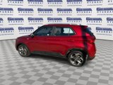 Certified 2024 Hyundai Venue SEL image 6