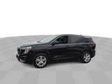 Used 2024 GMC Terrain SLE image 4