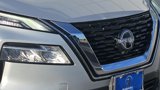 Used 2023 Nissan Rogue SV image 3