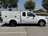 Used 2016 Nissan Frontier SV image 2