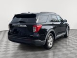 Used 2020 Ford Explorer XLT image 3