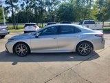 Used 2023 Toyota Camry SE image 2