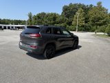Used 2018 Jeep Cherokee Latitude w/ Altitude Package image 5