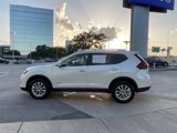 Used 2018 Nissan Rogue SV image 4