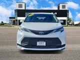 Used 2022 Toyota Sienna LE image 4