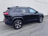 Used 2016 Jeep Cherokee Trailhawk image 6