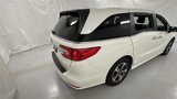 Used 2018 Honda Odyssey Touring image 3