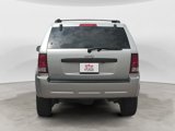 Used 2009 Jeep Grand Cherokee Laredo image 4