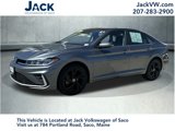 Used 2025 Volkswagen Jetta SE w/ Sunroof Package image 1