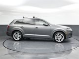 Used 2017 Audi Q7 3.0T Prestige image 3