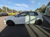 Used 2017 Volkswagen GTI SE image 3