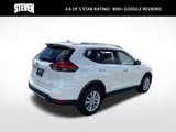 Used 2017 Nissan Rogue SV w/ SV Premium Package image 4
