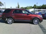 Used 2015 Ford Explorer XLT image 2