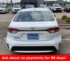 Used 2022 Toyota Corolla LE image 4