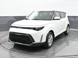 Used 2023 Kia Soul LX image 4