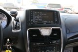 Used 2014 Chrysler Town & Country Touring-L w/ Driver Convenience Group image 6