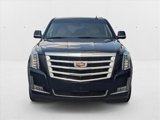 Used 2017 Cadillac Escalade Luxury image 2