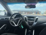 Used 2015 Hyundai Veloster image 6