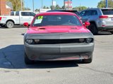 Used 2013 Dodge Challenger SXT image 2