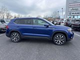 Used 2022 Volkswagen Taos SE image 2