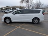 Used 2022 Chrysler Voyager LX image 5