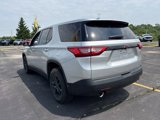 Used 2021 Chevrolet Traverse LS image 6