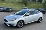 Used 2018 Ford Focus SE w/ SE Appearance Package image 3