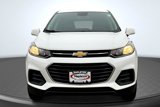 Certified 2022 Chevrolet Trax LS w/ Tint and Cruise Package image 3