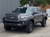 Used 2016 Toyota Tacoma TRD Off-Road image 3