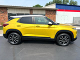 Used 2023 Chevrolet TrailBlazer ACTIV w/ Sun and Liftgate Package image 2