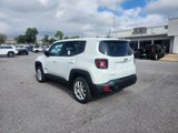 Used 2023 Jeep Renegade Latitude image 3
