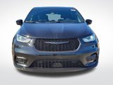New 2023 Chrysler Pacifica Limited w/ S Appearance Package image 2