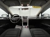 Used 2018 Ford Fusion SE w/ Fusion SE Technology Package image 2