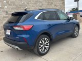 Used 2022 Ford Escape Titanium image 3