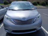 Used 2017 Toyota Sienna XLE image 2