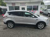 Used 2017 Ford Escape SE image 5