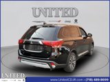 Used 2020 Mitsubishi Outlander SE image 3