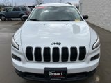 Used 2017 Jeep Cherokee Sport w/ Cold Weather Group image 2