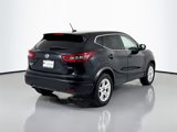 Used 2021 Nissan Rogue Sport S image 5