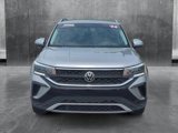 Used 2022 Volkswagen Taos SE image 2